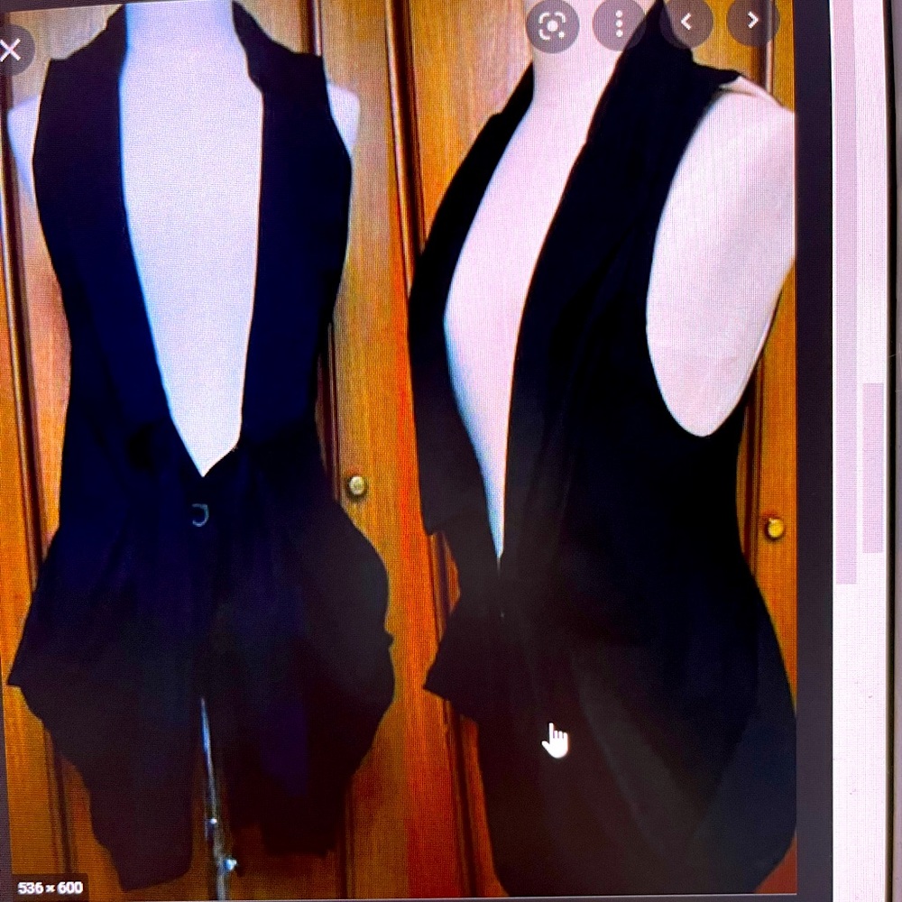 Kaylee Tankus sleeveless womens vest
